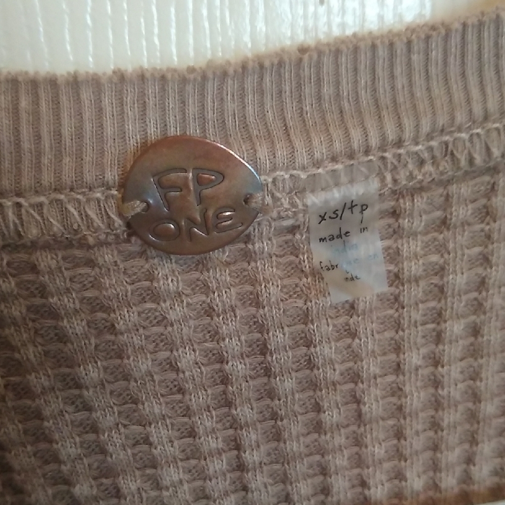 Free People One Hayden Thermal Top Women's Size XS - Picture 3 of 4